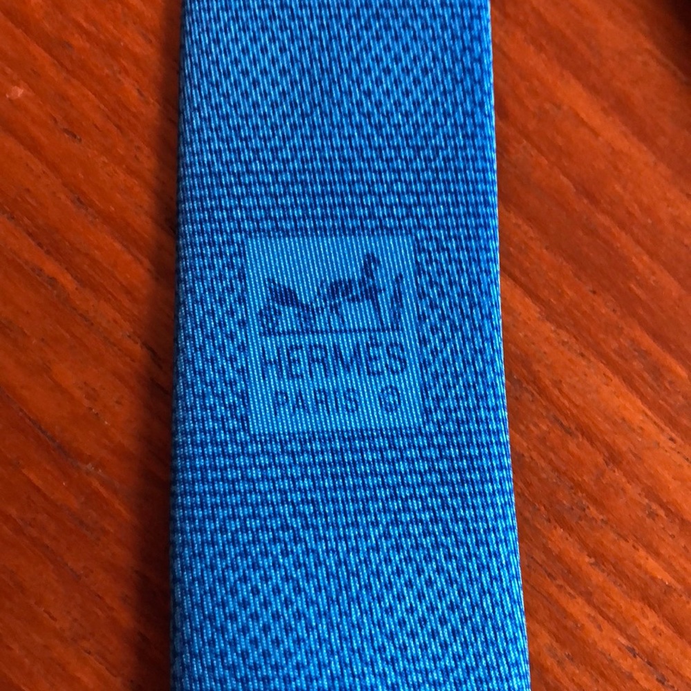 Authentic vintage Hermès silk necktie